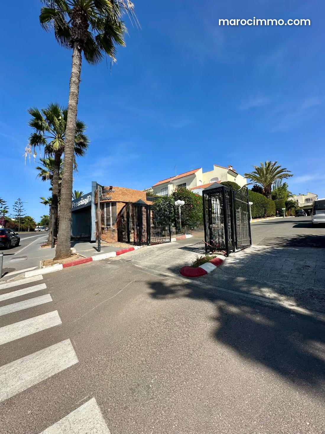 735 sqm villa with swimming pool and sea views, Aïn Diab, Casablanca — Casablanca