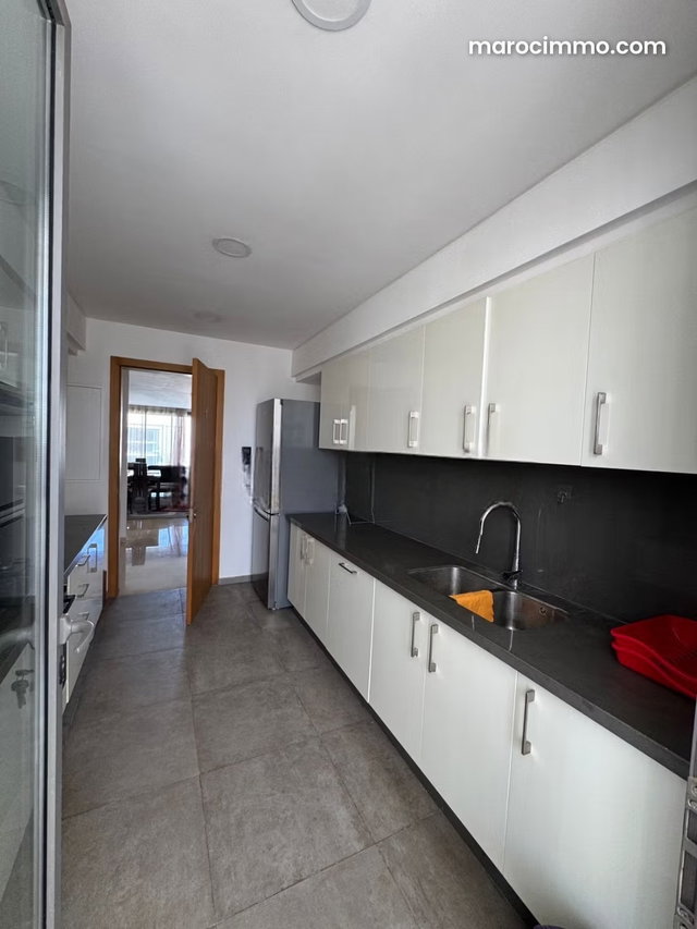 Apparemment en location bien meublé a Souissi — 2