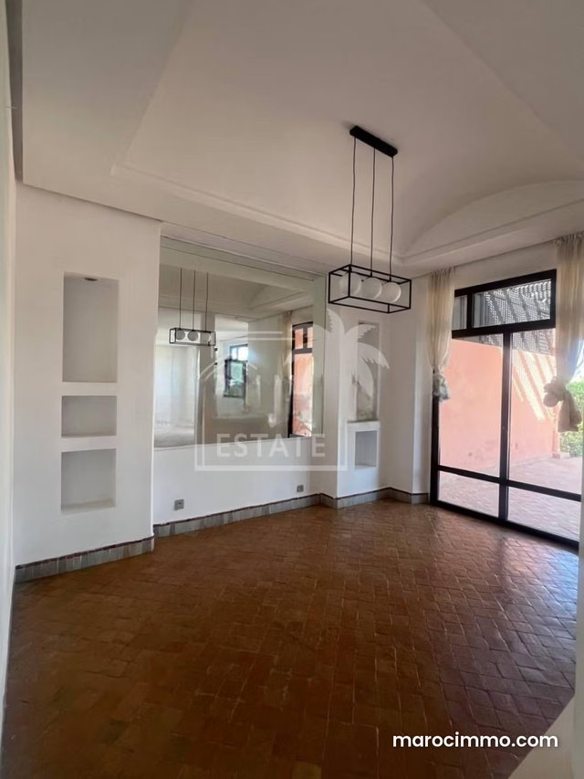 Charmante villa a vendre sur la route damezmiz — 5