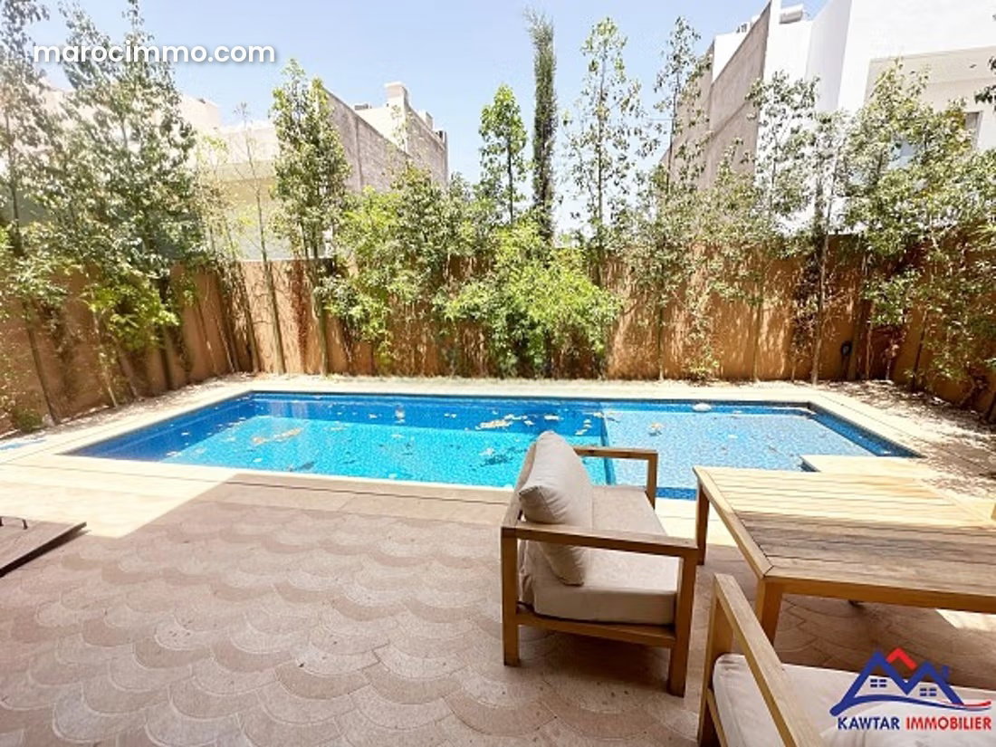 480 sqm Villa with Pool and Garden, Agdal, Marrakech — Marrakesh