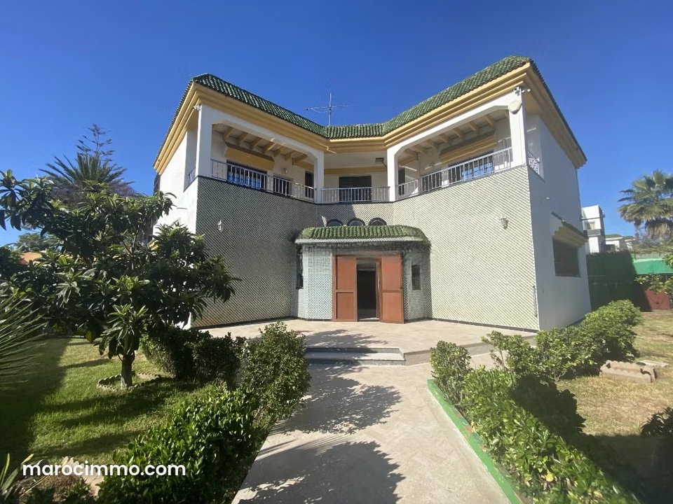 Villa à rénover à Hay Riad, Emplacement PREMIUM