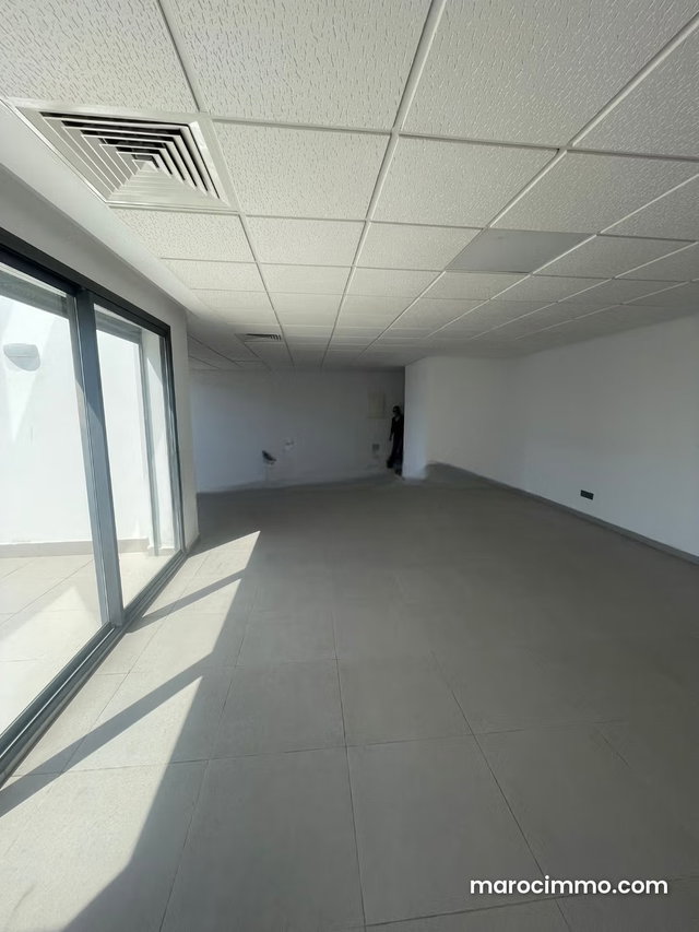 Bureau Prime 88 M² Neuf — 4