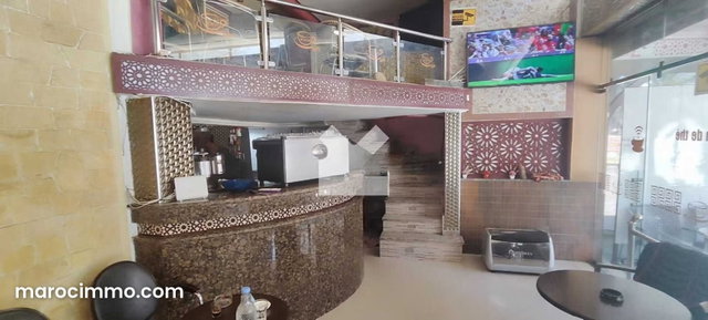 Local commercial à Vendre de 139.0 m² à Rabat, Hay Nahda — 2