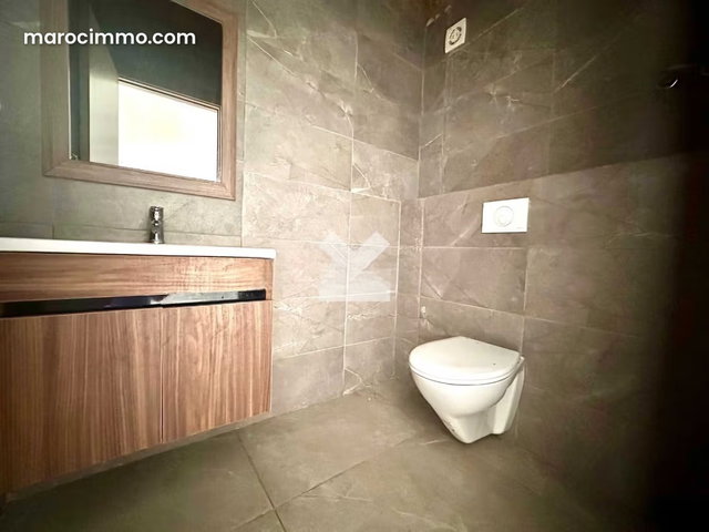 Bureau à Louer de 94.0 m² à Casablanca, Roches Noires — 4