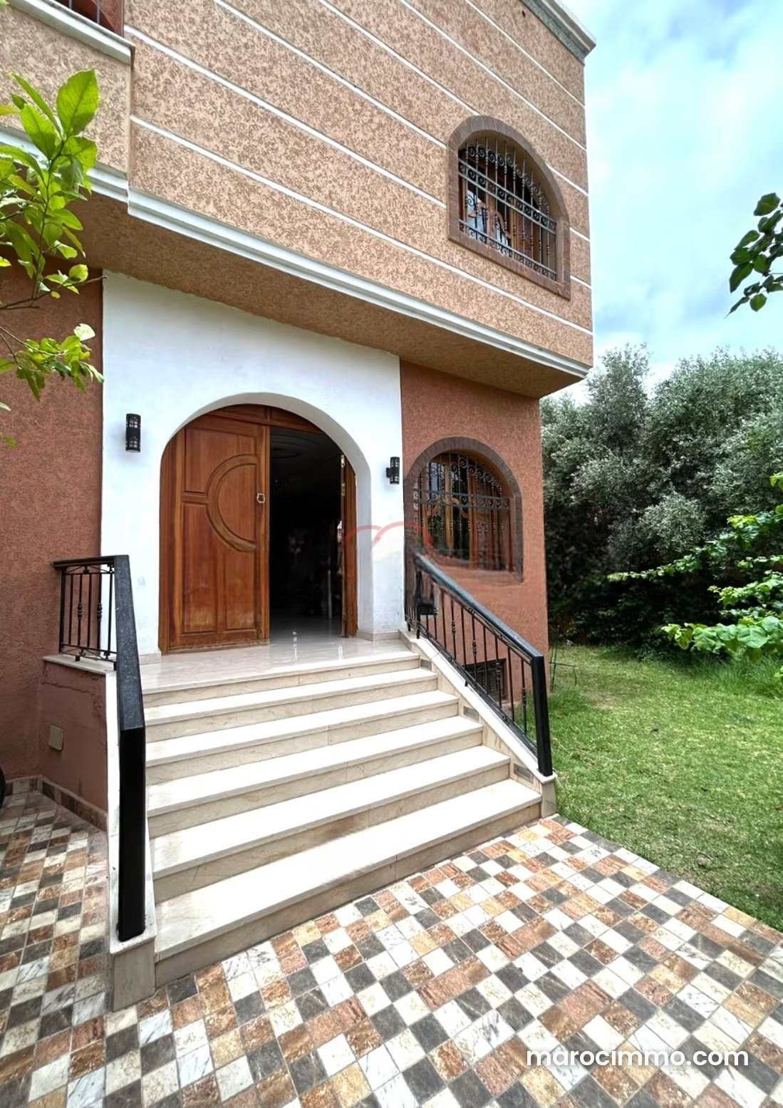 374 m² Family Villa, 8 Bedrooms, Hay Targa, Marrakech — Marrakesh