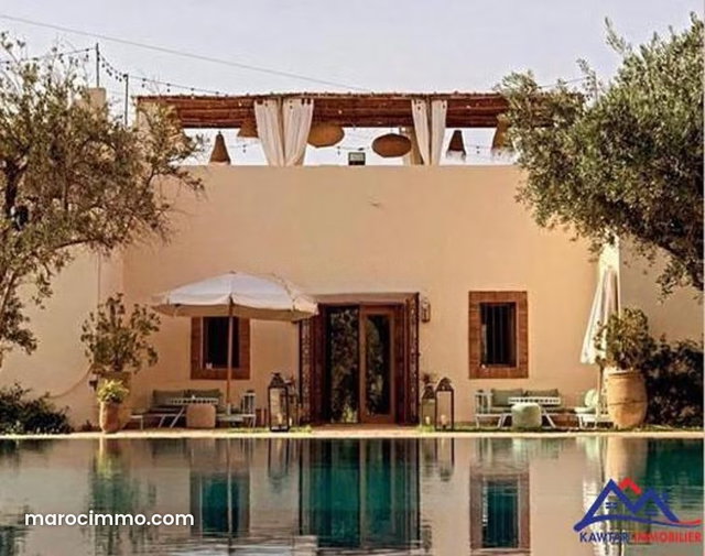 Domaine d’Exception à Usage Touristique – À Vendre Route de Ouarzazate — 3