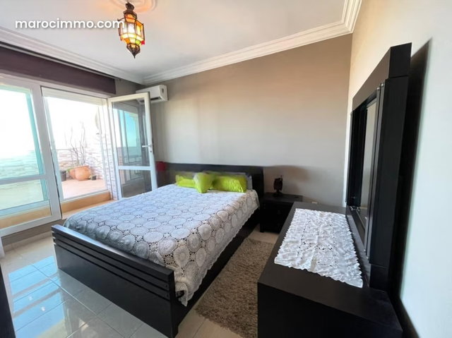 Sea View for Rent in Front of La Marina — 5