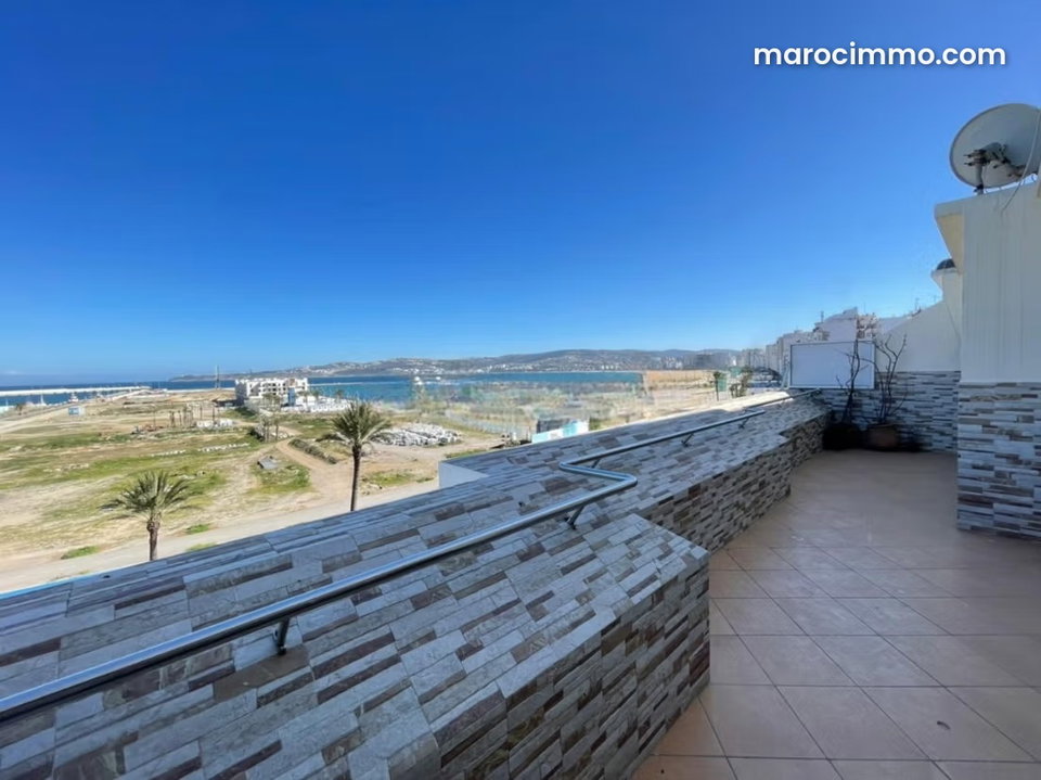 Sea View for Rent in Front of La Marina
