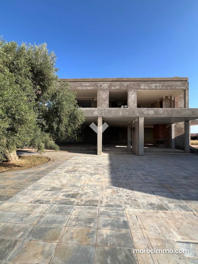 Villa à Vendre de 22170.0 m² à Marrakech, Route De Fes Oulad Jelal — 3