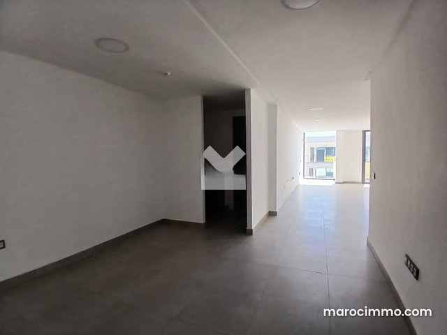 Bureau à Louer de 60.0 m² à Casablanca, Oulfa — 4