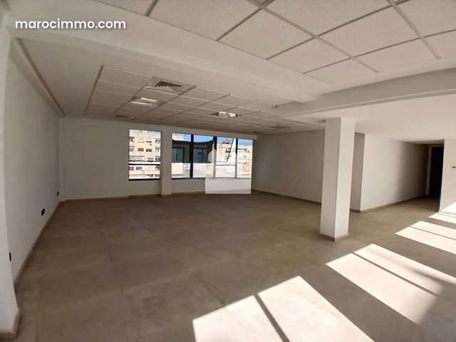 Bureau à Louer de 88.0 m² à Casablanca, Oulfa — 3