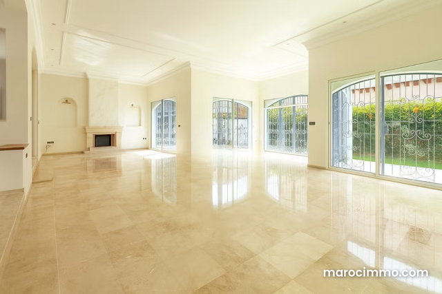 Très belle villa de 650m2 à vendre au quartier Laymoune à Proximité de Casa Finance City — 2