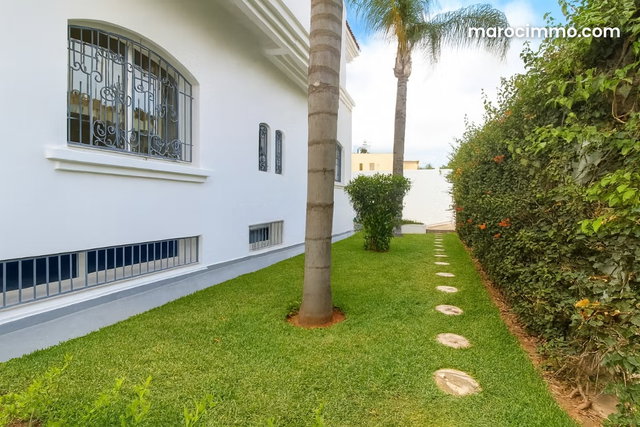 Très belle villa de 650m2 à vendre au quartier Laymoune à Proximité de Casa Finance City — 3