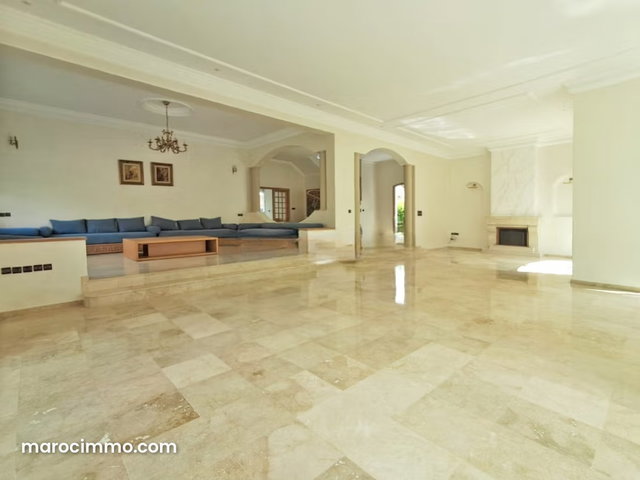 Très belle villa de 650m2 à vendre au quartier Laymoune à Proximité de Casa Finance City — 5