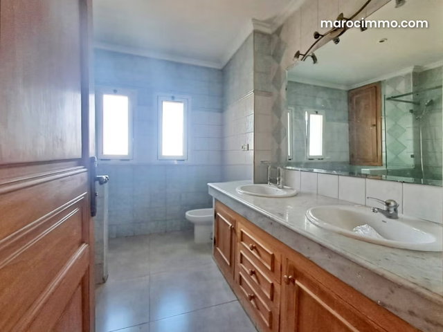 Très belle villa de 650m2 à vendre au quartier Laymoune à Proximité de Casa Finance City — 4