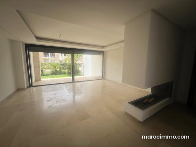 Rez de jardin à louer à Bouskoura — 3