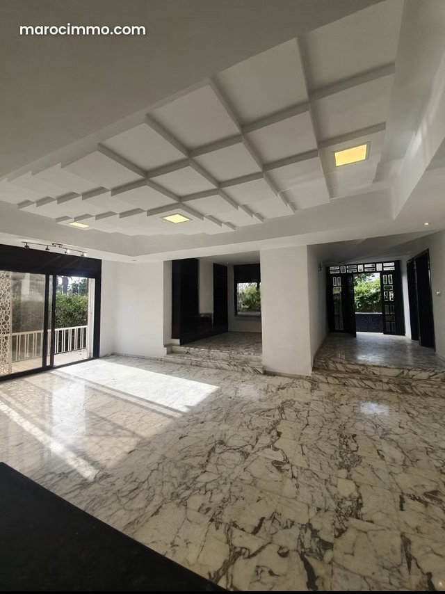Villa à louer à Cil — 2