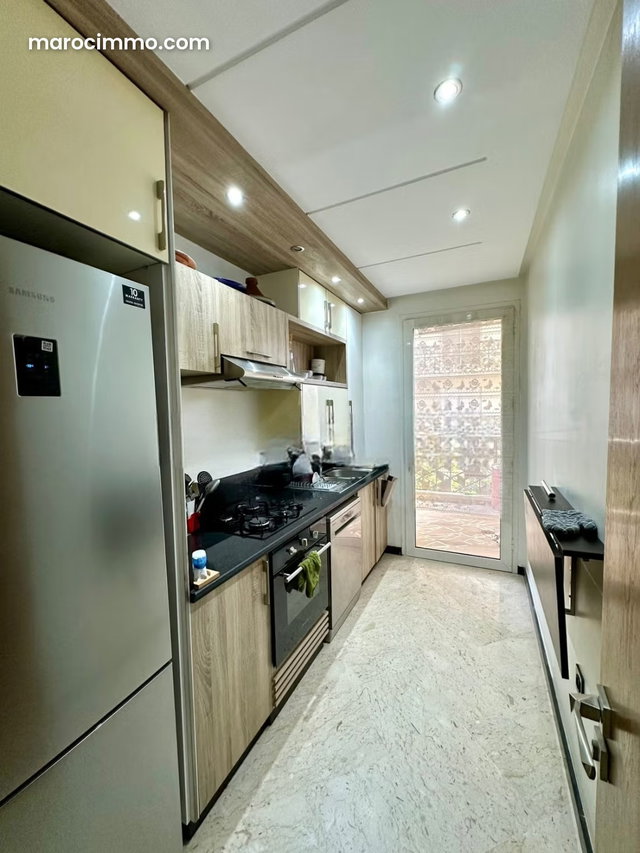 Appartment meublé avec terrasse — 5