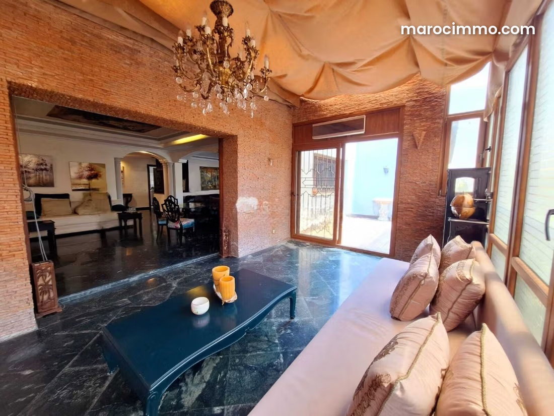 263 sqm Apartment, Top Floor, Hôpitaux District, Casablanca — Casablanca
