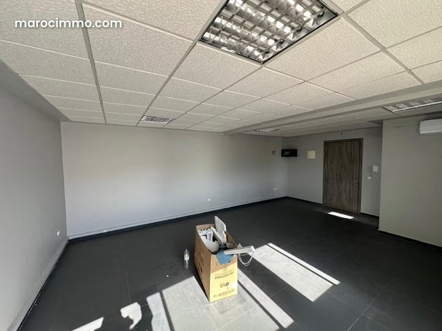 Office for Sale in Yaacoub Almanssour — 2