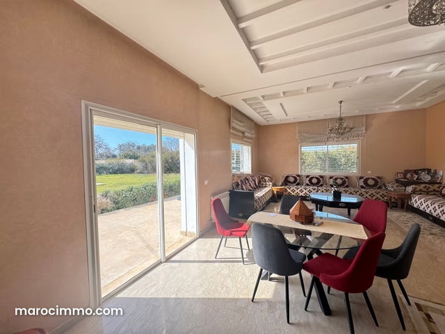 Magnifique Villa avec deux Constructions 3000 m2 — 4