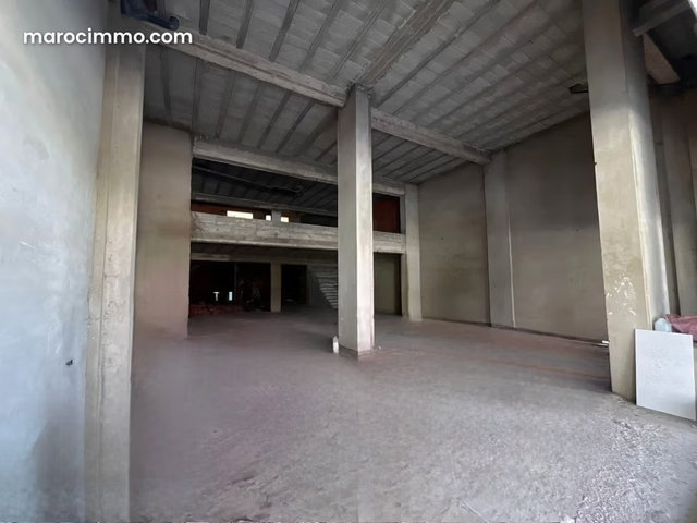 Local commercial en location à route de Malabat — 2