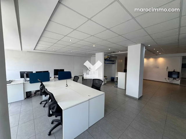 Bureau à Vendre de 145.0 m² à Casablanca, Bourgogne Anfa — Casablanca