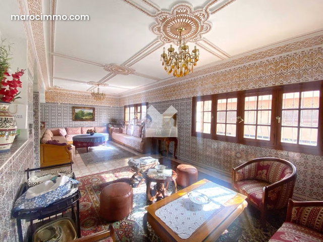 Villa à Vendre de 224.0 m² à Casablanca, Ain Diab — 2