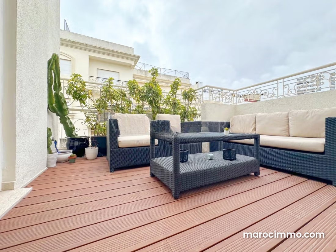190 m² Apartment with Terrace for Rent in Racine, Casablanca — Casablanca