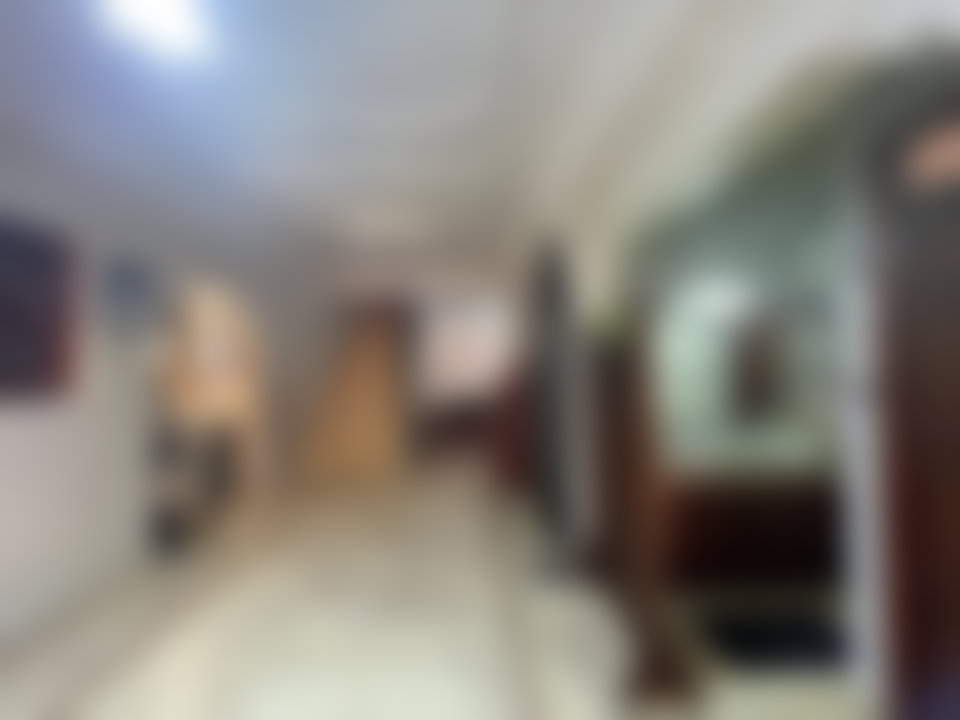 عمارة سكنية ـ تجارية مغرية للبيع بحي المحاميد مراكش