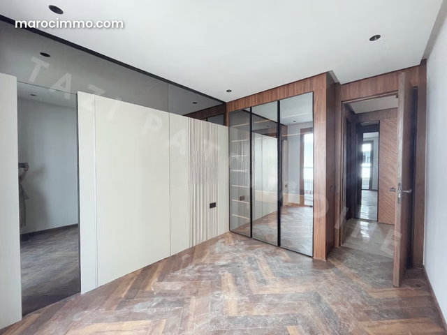 Studios à vendre à gauthier investissement — 2