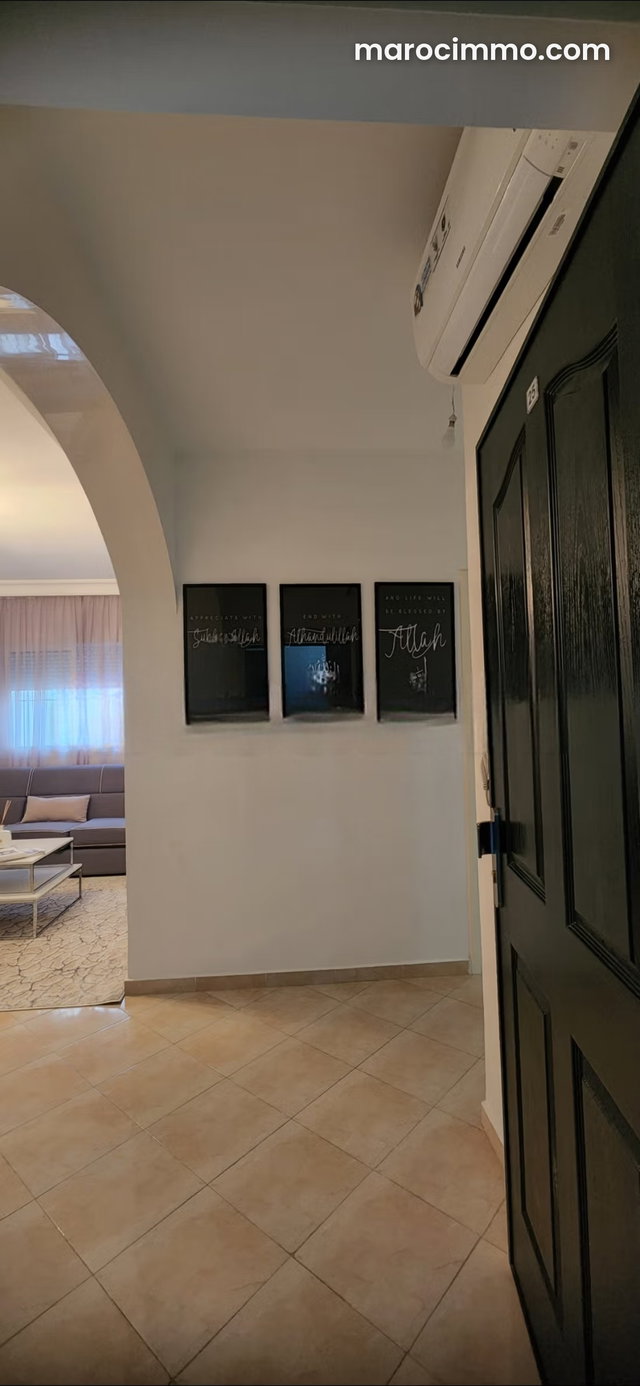 Bel appartement à vendre à Tanja Balia. 3 pièces. Meublé — 4