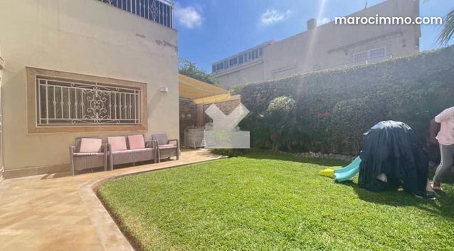 Villa à Vendre de 342.0 m² à Casablanca, Oulfa — 5