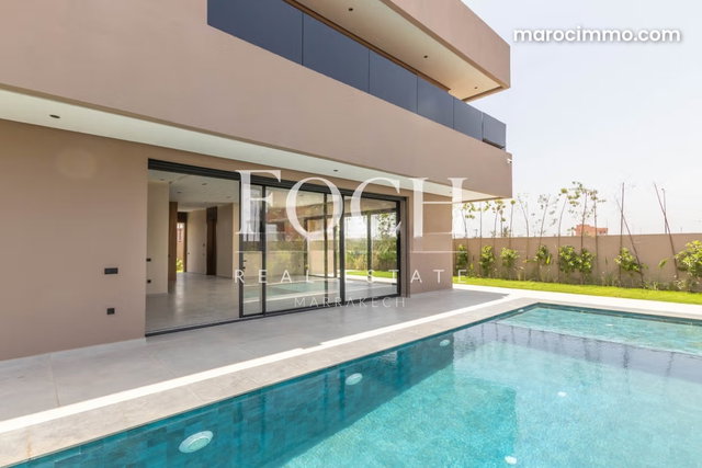 Neuve, Quartier VIP, Incroyables Finitions — 4