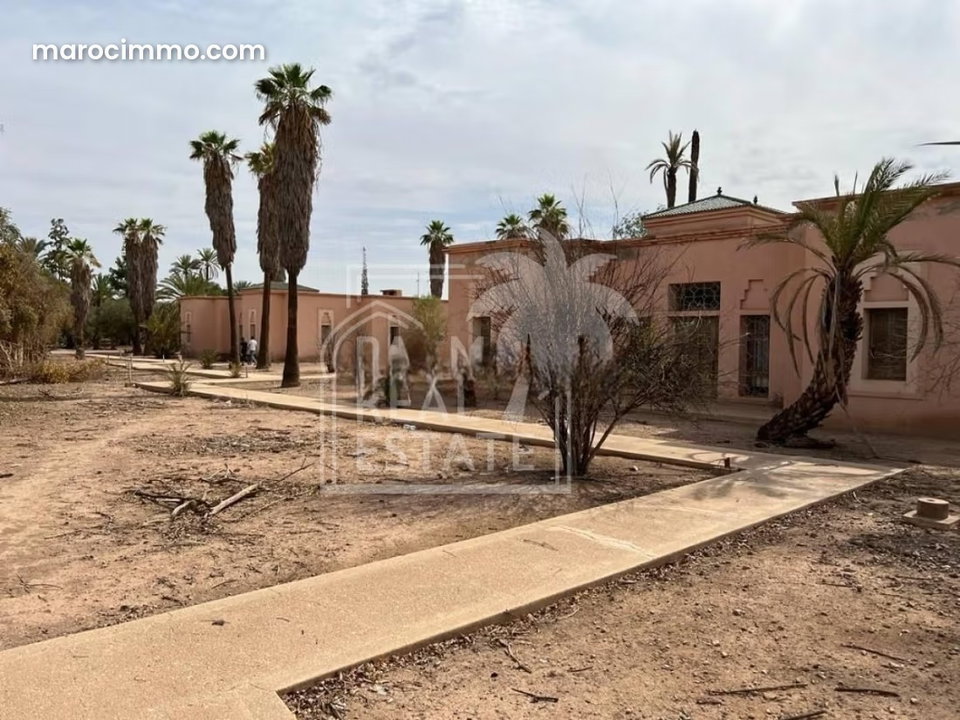 À VENDRE – Somptueuse Villa à la Palmeraie, Marrakech