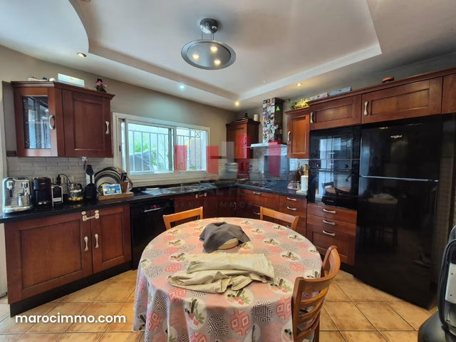 Furnished Apartment with Terrace – Quiet Neighborhood — 5