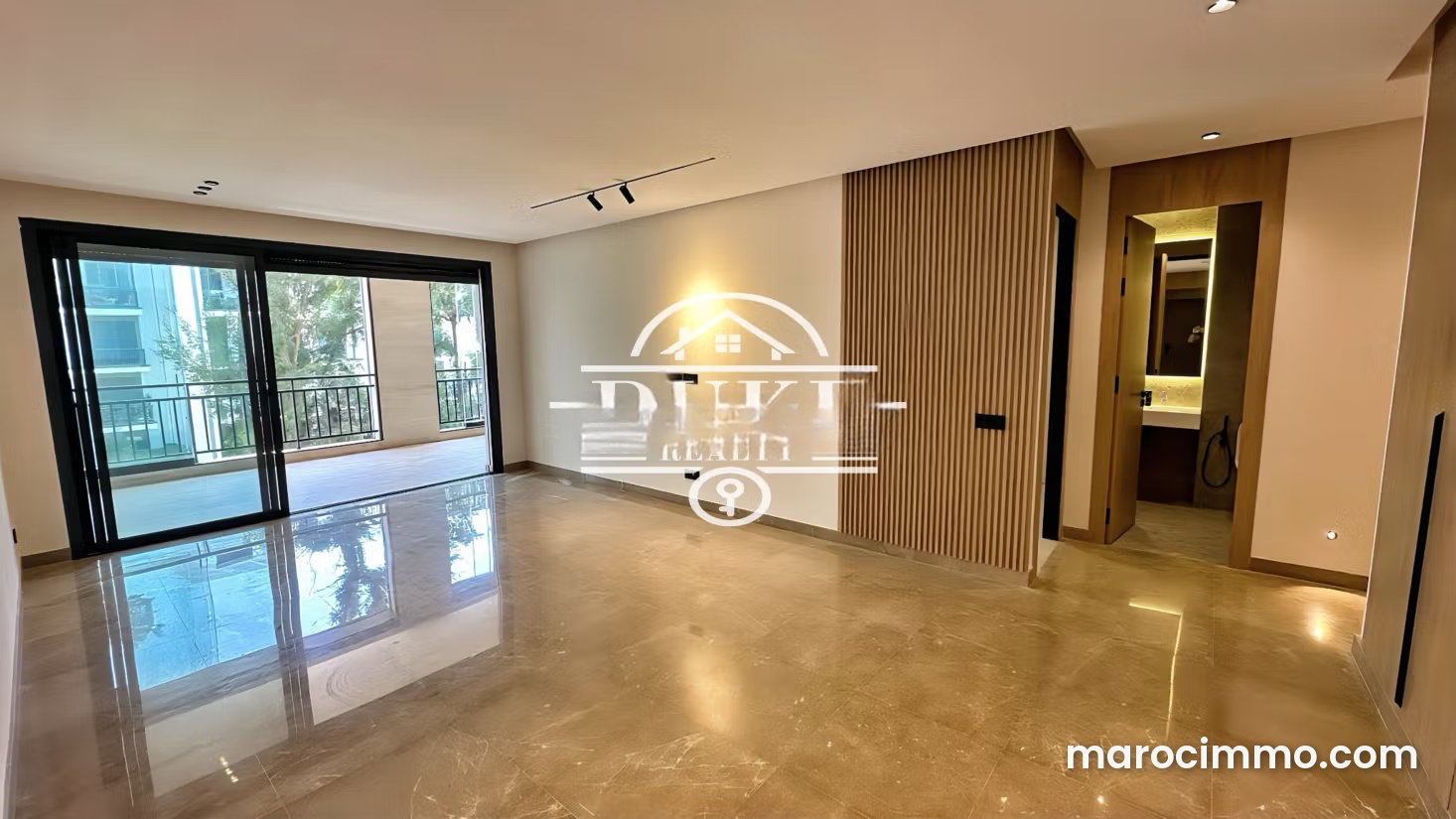 Bright Apartment with Terrace in Souissi, Rabat — Rabat
