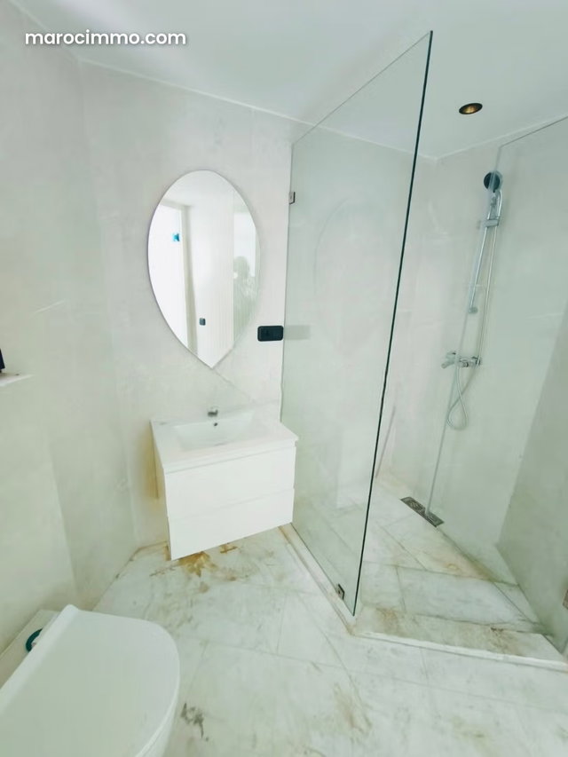 Magnifique Appartement en Location Neuf à Rabat Souissi — 3