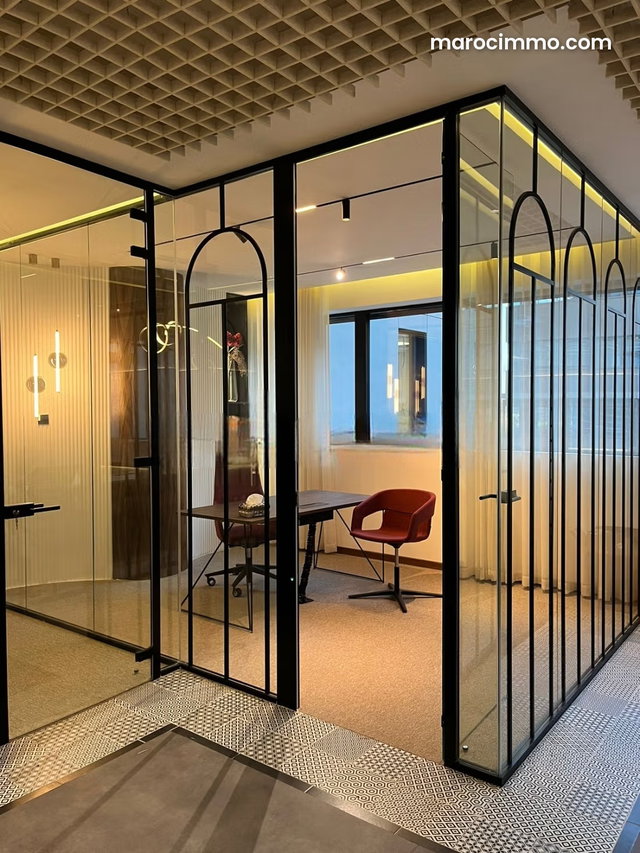 Bureau premium meublé 118 m2 avec statut CFC — 2