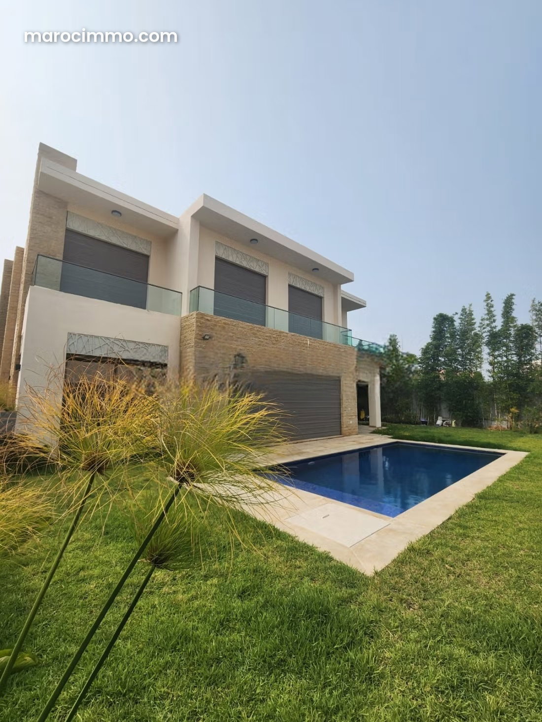 Villa 460 m² avec piscine et jardin, Souissi, Rabat — Rabat