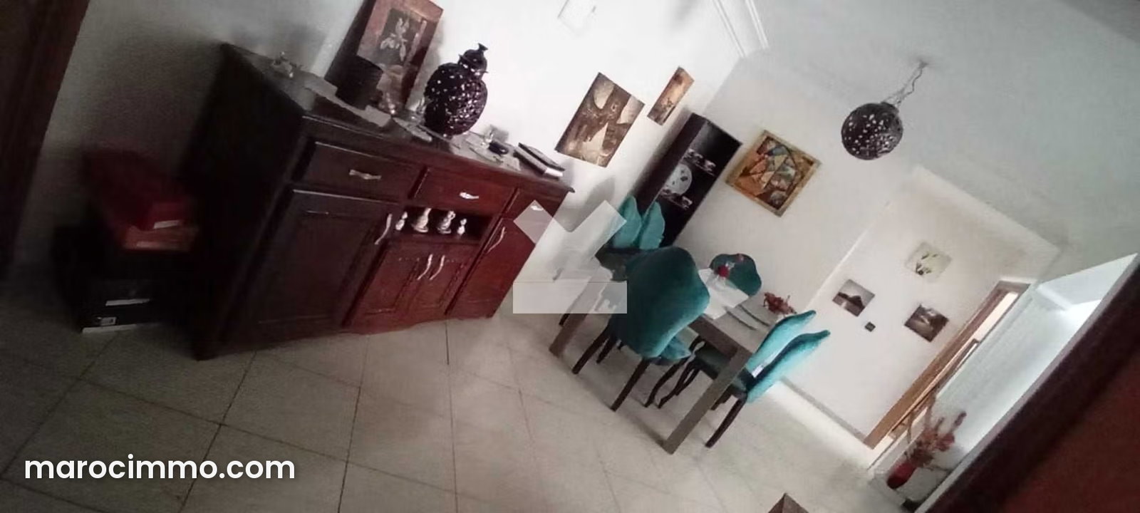 Appartement 4 pièces avec garage, Hay Hassani, Casablanca — Casablanca