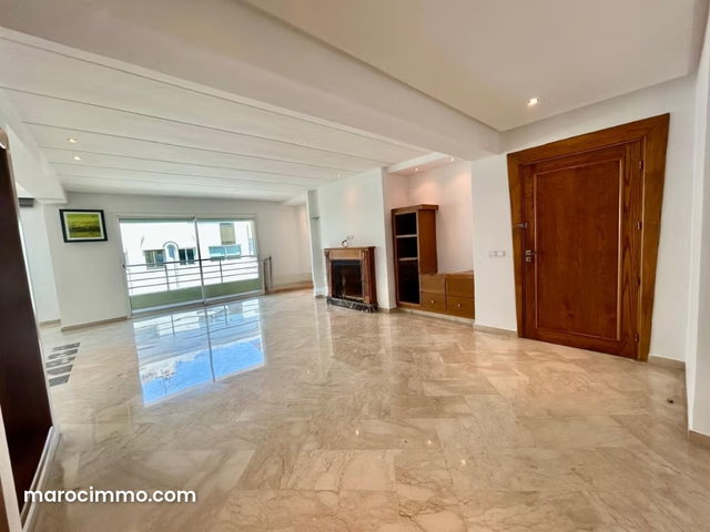 Bel appartement de 200 m² à la vente — 2