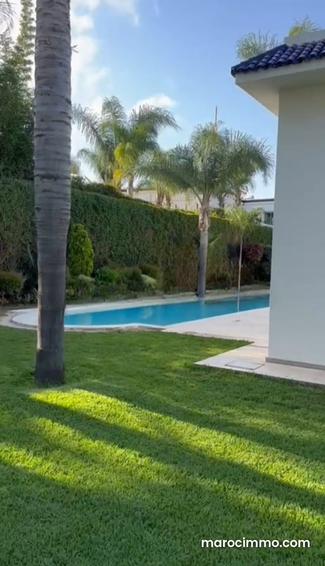 Single-Storey Villa on 1,820 sqm with Swimming Pool, Souissi, Rabat — Rabat