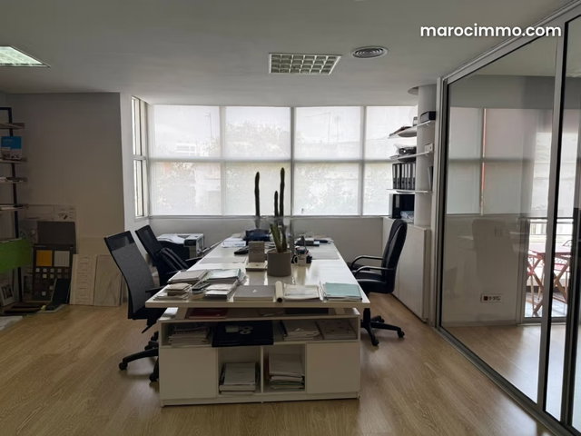 CASABLANCA BD ANFA, Location d un joli bureau 53m² — 2