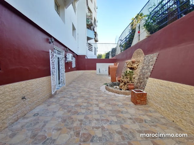 Superbe appartement meublé au rez de chaussée — 2