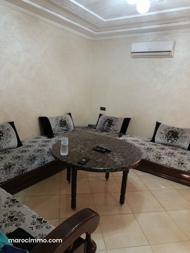 Très bel appartement en location en Centre ville. 2 pièces. Bien meublé — 4