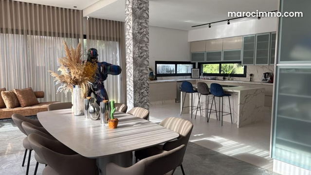 A vendre villa 600mz Haut Standing Ville verte — Bouskoura