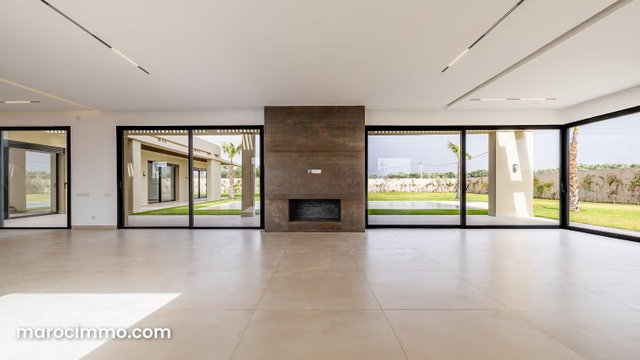 Vacant Villa in Ourika with 4 Bedrooms — 4