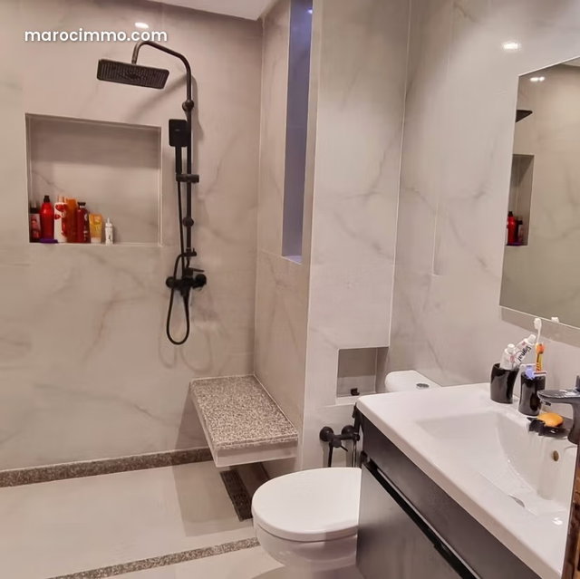 Appartement secteur 23 — 2