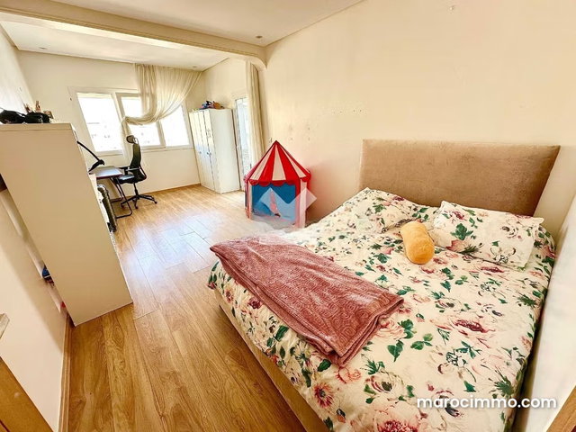 Appartement à Vendre de 242.0 m² à Casablanca, Palmier Maarif — 5